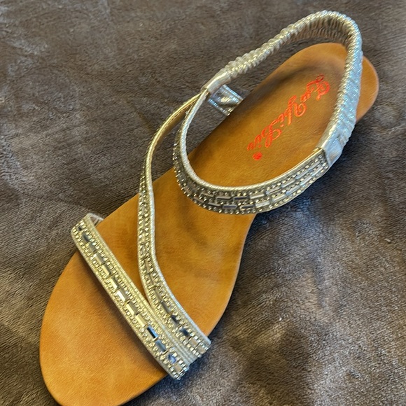Rhinestone Sandals - sz 7 - Picture 7 of 7